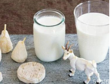 乳糖不耐受喝羊奶还是牛奶好,乳糖不耐受喝羊奶还是牛奶