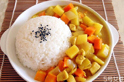 家常咖喱饭的做法步骤,咖喱饭制作方法