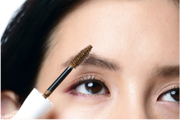染眉膏和眉笔哪个好用,染眉膏什么品牌好 染眉膏和眉笔哪个好用,染眉膏什么品牌好