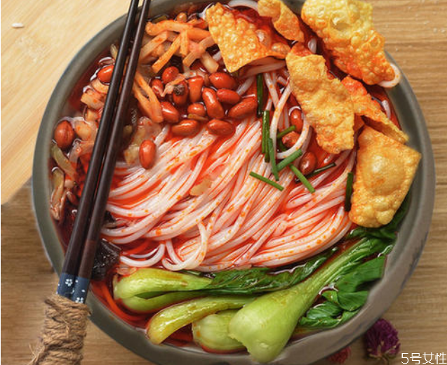 螺蛳粉是什么粉做的,螺蛳粉是什么粉条