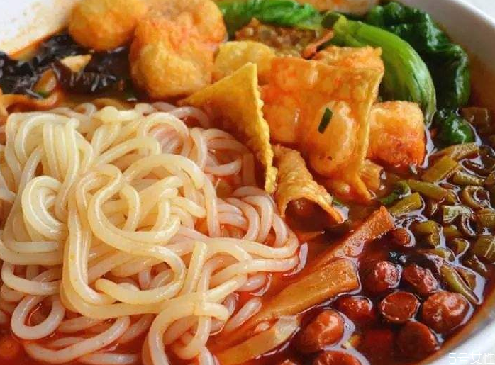 螺蛳粉不放酸笋好吃么,螺蛳粉放不放酸笋有味道差别吗 螺蛳粉不放酸笋好吃么,螺蛳粉放不放酸笋有味道差别吗