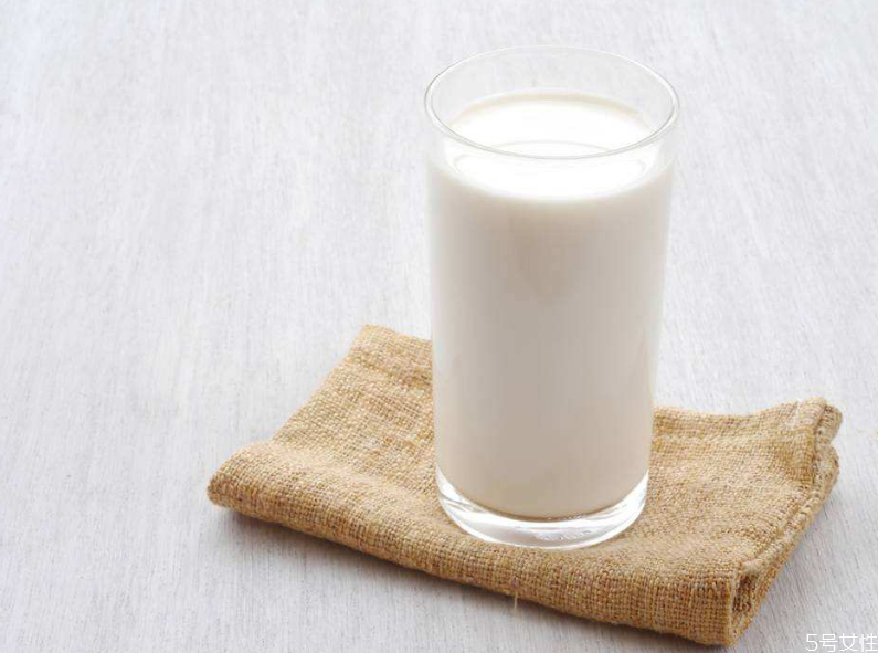 鲜牛奶需要煮多久,鲜牛奶一般煮多久才算熟 鲜牛奶需要煮多久,鲜牛奶一般煮多久才算熟