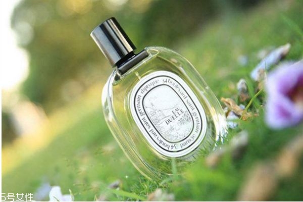 新手买口红怎么选择,新手买什么颜色的口红