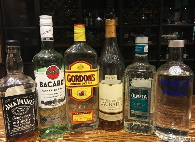 六大基酒原材料,六大基酒的口感和味道