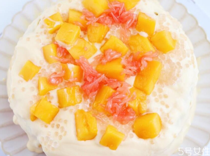 杨枝甘露用椰奶还是牛奶,杨枝甘露用椰奶还是牛奶好吃