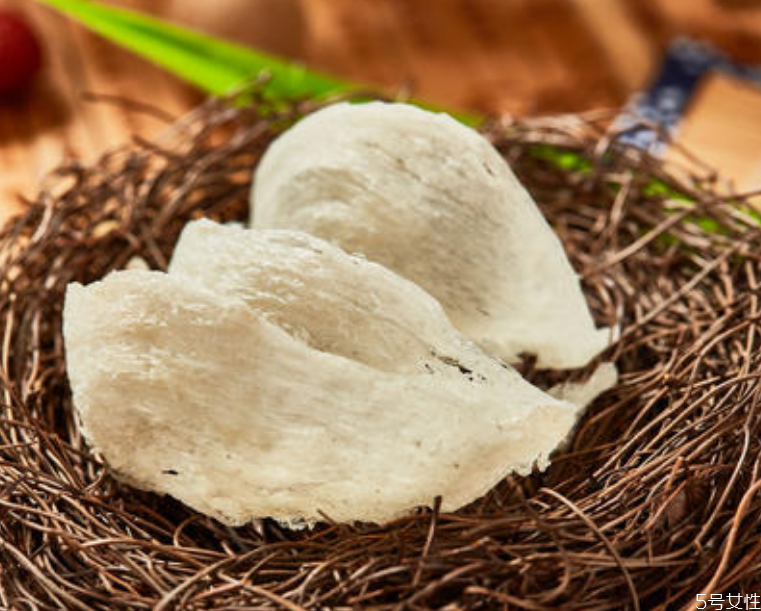 燕窝变黑了还能吃吗,燕窝为什么变黑了