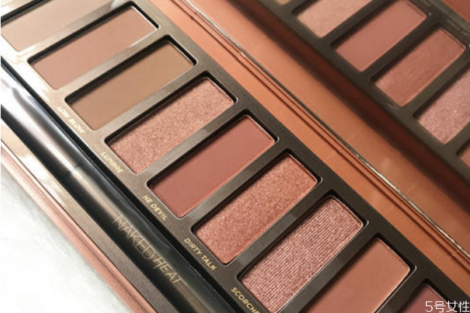 衰败城市的眼影保质期,衰败城市眼影保质期怎么看