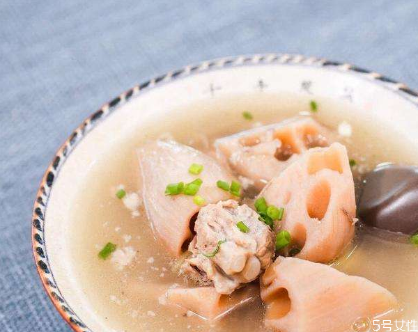 莲藕排骨汤用什么藕,莲藕排骨汤的莲藕怎么选