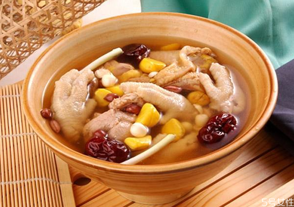 板栗煲汤的做法大全,板栗煲汤的做法大全窍门 板栗煲汤的做法大全,板栗煲汤的做法大全窍门