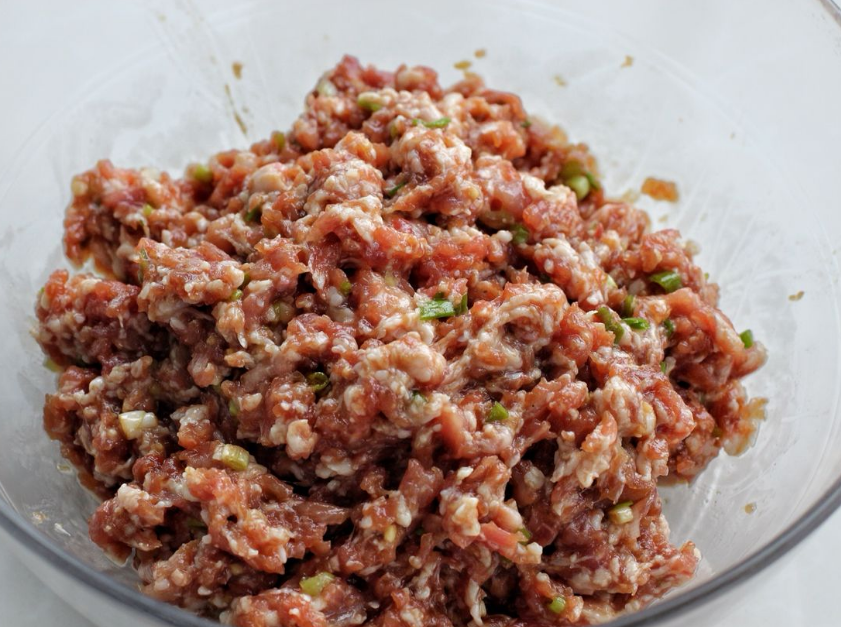 饺子馅先炒熟更好吃,饺子馅儿需要炒熟吗