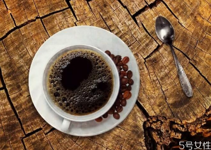 胃食道逆流不能吃什么食物,胃食道逆流不能吃什么水果