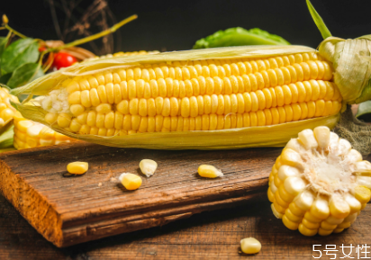 微波炉热玉米会爆炸吗,微波炉加热玉米会爆炸吗