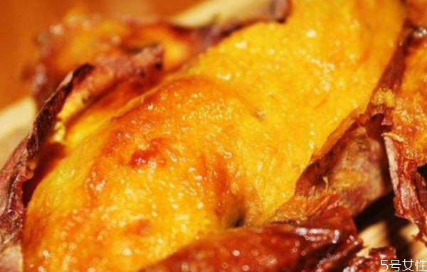 烤箱烤红薯用抹油吗,用烤箱烤红薯用刷油吗