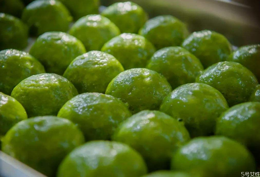 青团冷水蒸还是热水蒸,青团怎么蒸