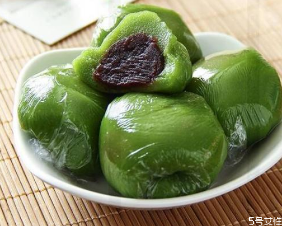 青团怎样做颜色才绿,青团怎么做颜色是青的