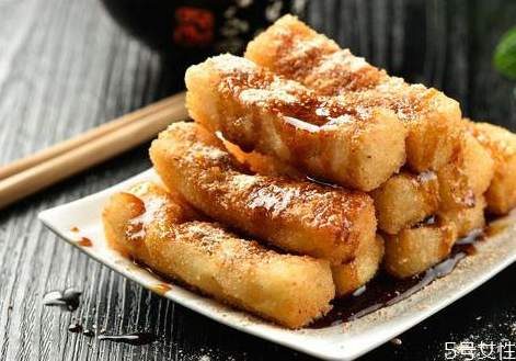 超市买的硬年糕怎么吃是衣长方的,超市买的硬年糕怎么吃煎着吃