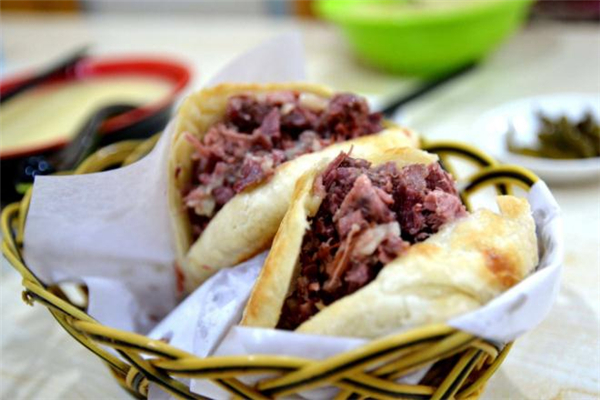 香薰蜡烛怎么用(香薰蜡烛怎么用才香)