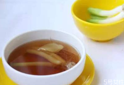 生姜葱白煮水的做法,白萝卜葱白煮水的做法 生姜葱白煮水的做法,白萝卜葱白煮水的做法
