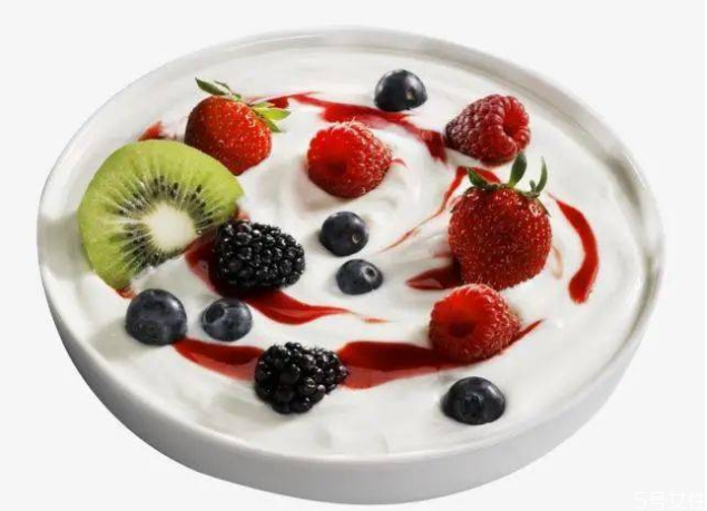 酸奶喝不完可以做什么好吃的,酸奶喝不完可以做什么