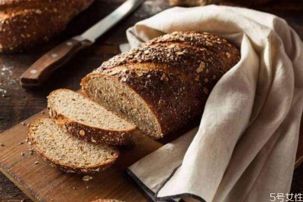 全麦面包会不会升血糖,全麦面包会升糖吗