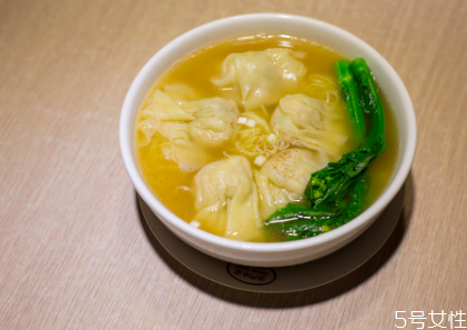 馄饨怎么煮皮不容易破,馄饨怎样煮不破皮