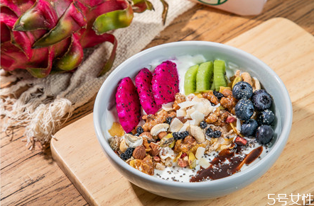 早餐吃燕麦片搭配什么比较好,吃燕麦片和什么搭配