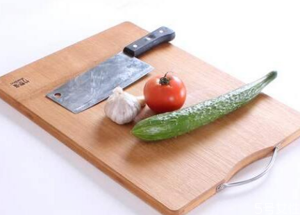 砧板发霉怎么办?4招教你彻底清霉点,切菜板发霉了怎么去除小窍门 砧板发霉怎么办?4招教你彻底清霉点,切菜板发霉了怎么去除小窍门