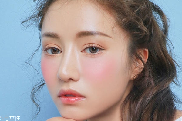 约会妆的特点是什么,适合约会的妆容 约会妆的特点是什么,适合约会的妆容