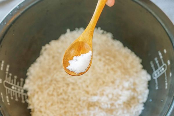 大米和糯米有什么不同,糯米和大米是一样的吗