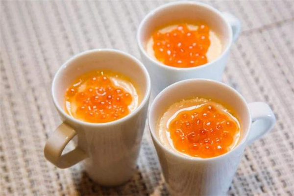 悦诗风吟的散粉怎么用,悦诗风吟散粉隔层怎么打开