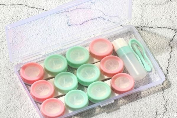 带美瞳能不能眯会,戴美瞳可以闭眼小憩会吗