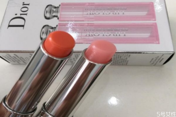迪奥变色唇膏001和004怎么选,迪奥变色唇膏001和004有什么区别 迪奥变色唇膏001和004怎么选,迪奥变色唇膏001和004有什么区别
