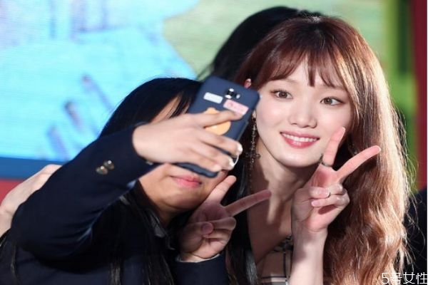 纹眉和绣眉的区别有哪些(纹眉和绣眉对比) 纹眉和绣眉的区别有哪些(纹眉和绣眉对比)