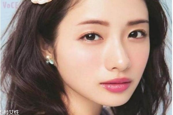 日系眼妆图解,日系眼影推荐