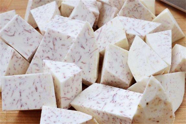 芋头的营养价值(芋头的营养价值及功效和作用) 芋头的营养价值(芋头的营养价值及功效和作用)