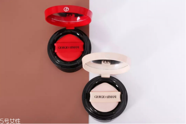 阿玛尼红气垫和粉气垫哪个好用,阿玛尼红气垫和粉气垫选择