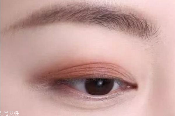 减肥期间怎么控制饮食(减肥期间怎么控制饮食)