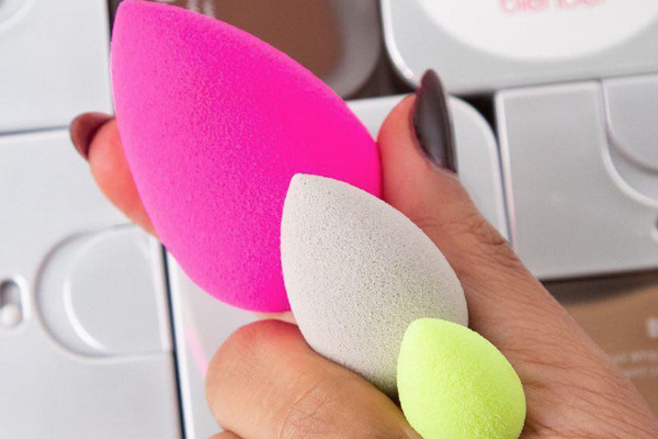 靠墙深蹲的好处(靠墙深蹲的好处和坏处)