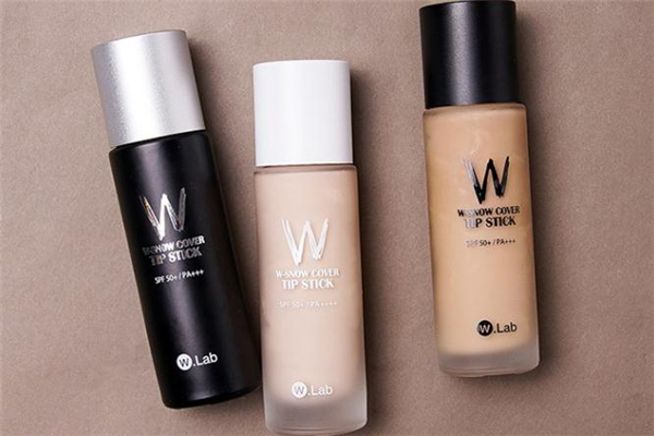 hera黑金气垫怎么样,赫拉黑金气垫13号色和21号对比 hera黑金气垫怎么样,赫拉黑金气垫13号色和21号对比