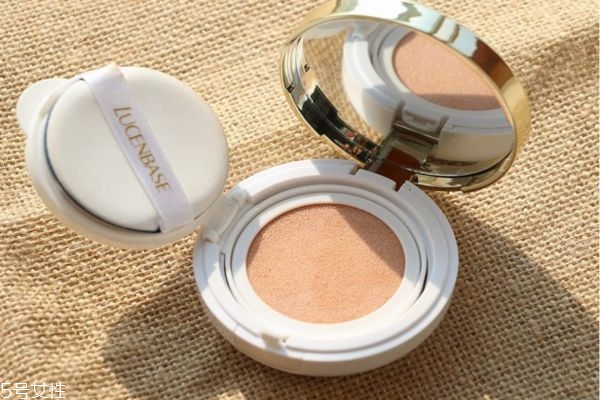 透真气垫怎么样好用吗,透真气垫和透蜜气垫哪个好