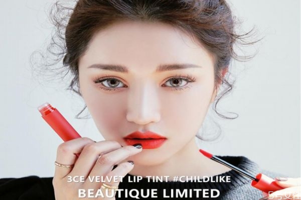3ce丝绒唇釉和云朵唇釉哪个好用,3ce丝绒唇釉和云朵唇釉哪个好看