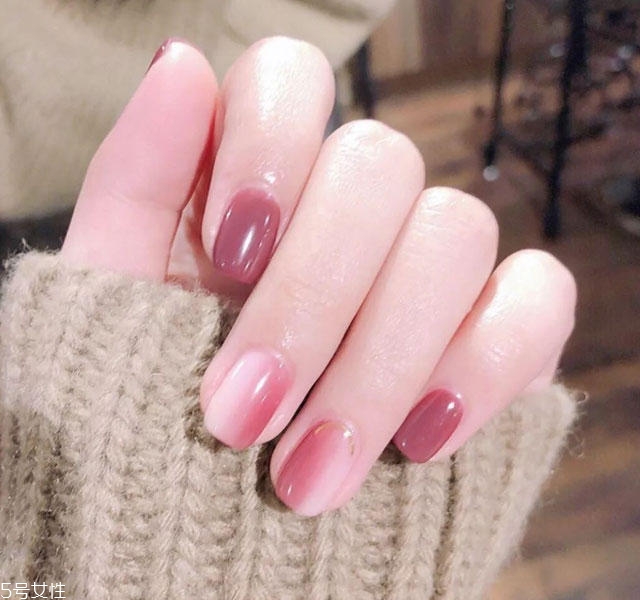 大腿肉松弛的原因有什么(大腿肉松弛是什么原因)