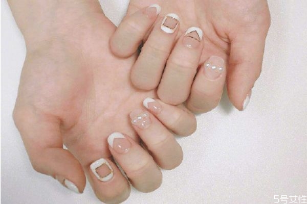 指甲延长胶怎么用视频,指甲延长胶的用法