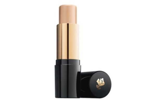 冬天适合用定妆粉还是粉饼,好用的定妆粉饼推荐