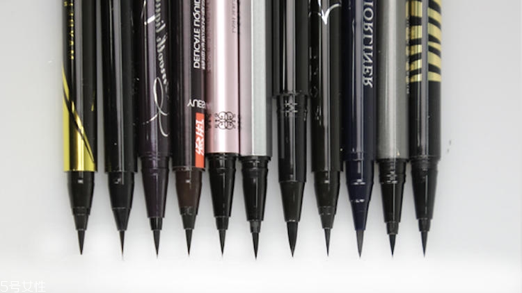 蛋白粉一天能喝多少(蛋白粉一天能喝多少克)