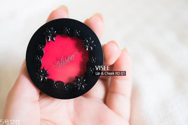 过期香水有何妙用,过期的香水可以用吗 过期香水有何妙用,过期的香水可以用吗