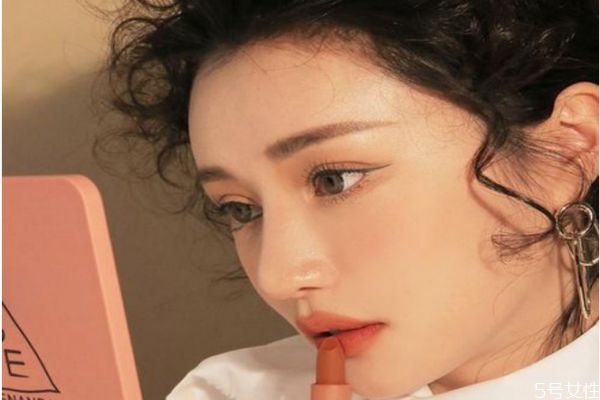 练美臀的注意事项(臀部怎么练) 练美臀的注意事项(臀部怎么练)