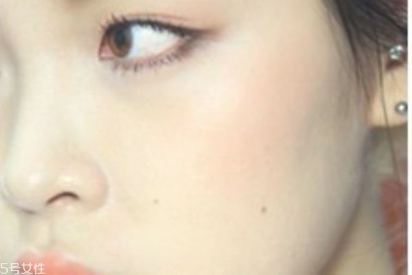 塑身衣每天穿多久(塑身衣一般一天穿多少个小时)