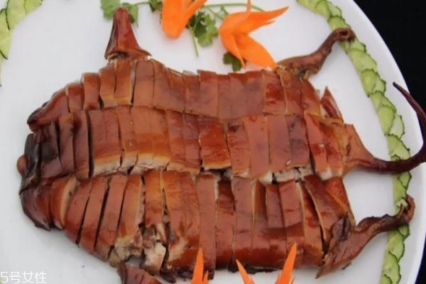 canmake腮红怎么用