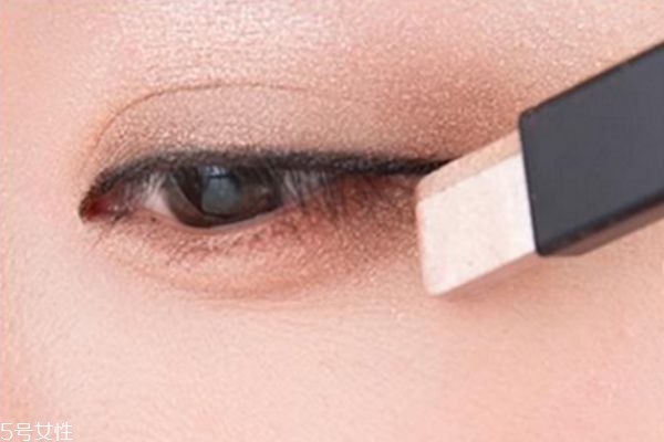 兰嘉丝汀眼部防晒,兰嘉丝汀防晒霜怎么样